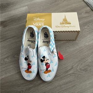 VANS DISNEY MICKEY MOUSE NEW
